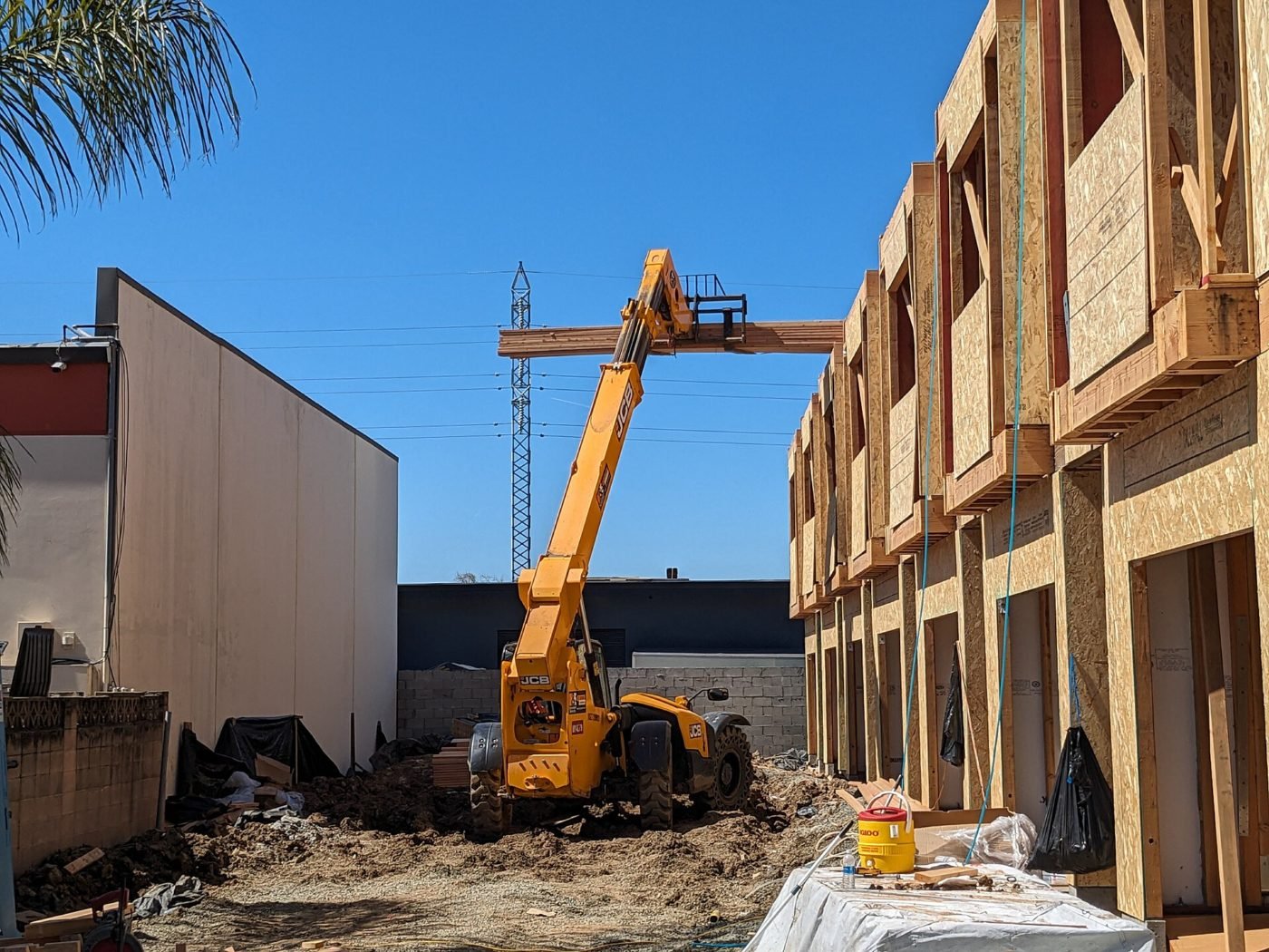 Forklifts & Telehandlers